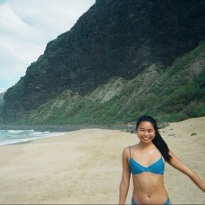 Meet your Posher, Ally